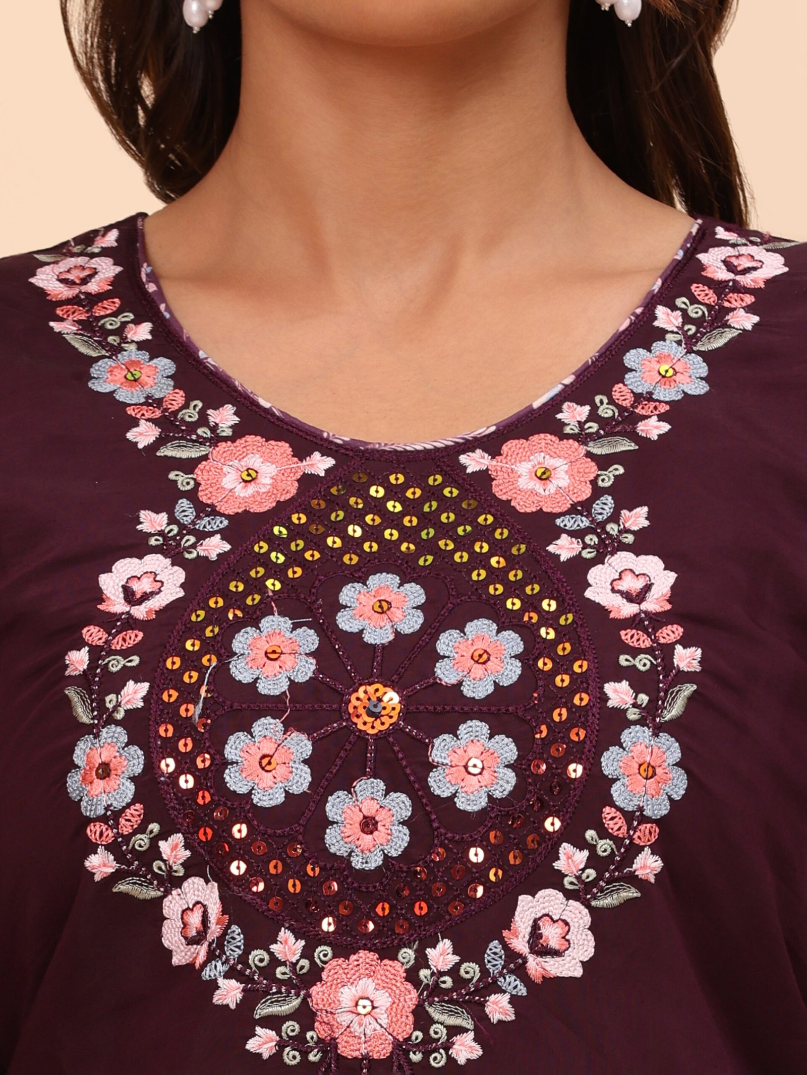 Plum Blossom Embroidered Cotton Kurta Set - Image 5