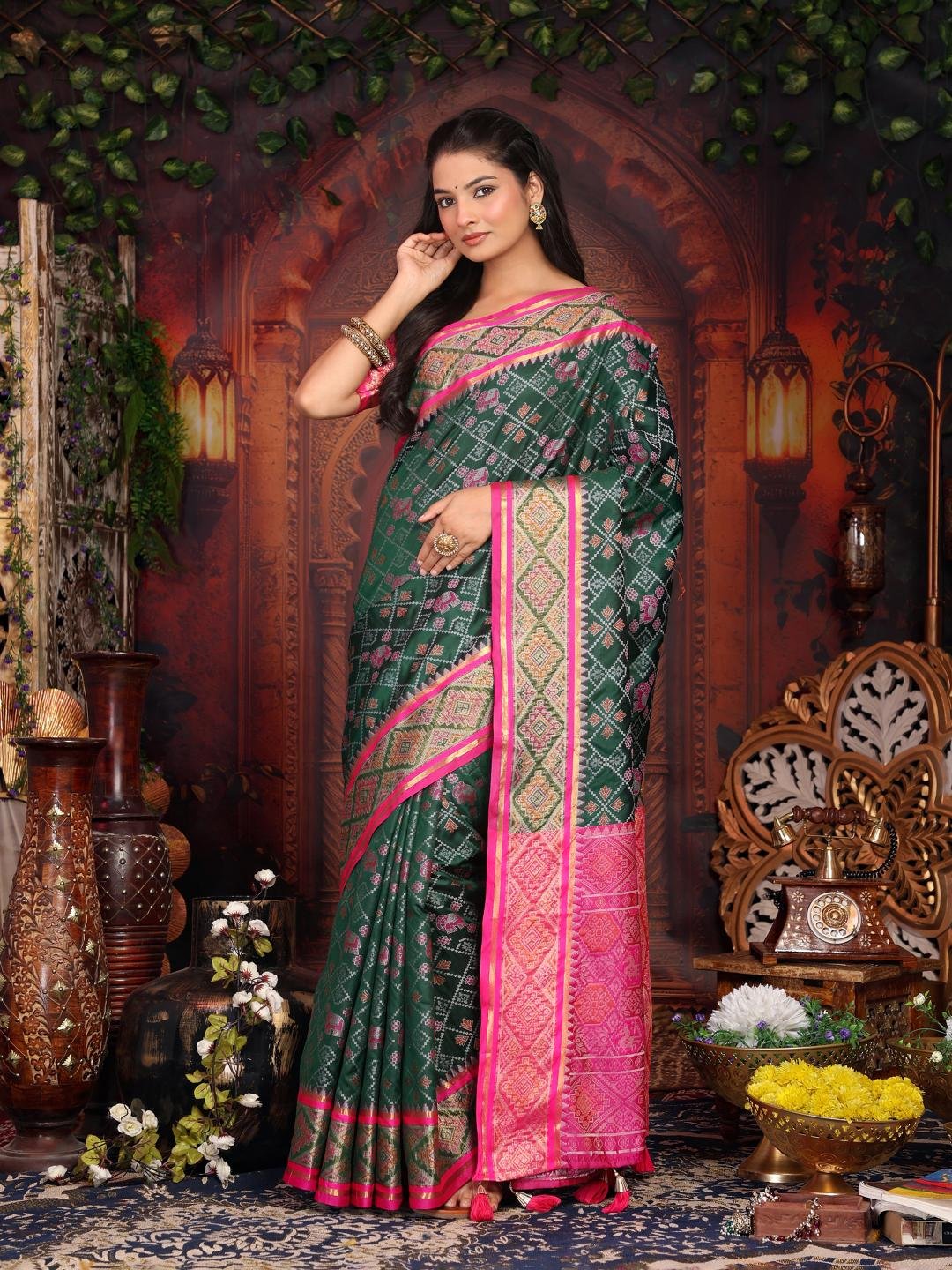 Banarasi Green Crafted Silk Party Wear Saree - Image 2