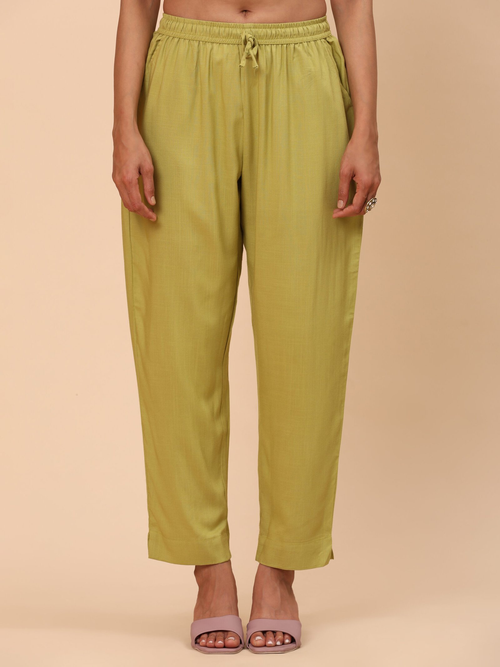 Lemon Olive Relaxed Fit Kurta Set - Image 7