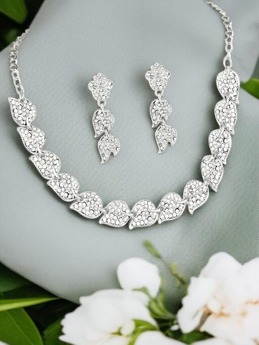 Exclusive Silver Plated White Cubic Zircornia Jewellery Set