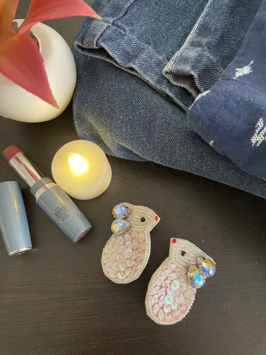 Stuart little earrings