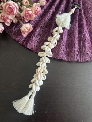 Shankha hair accessory