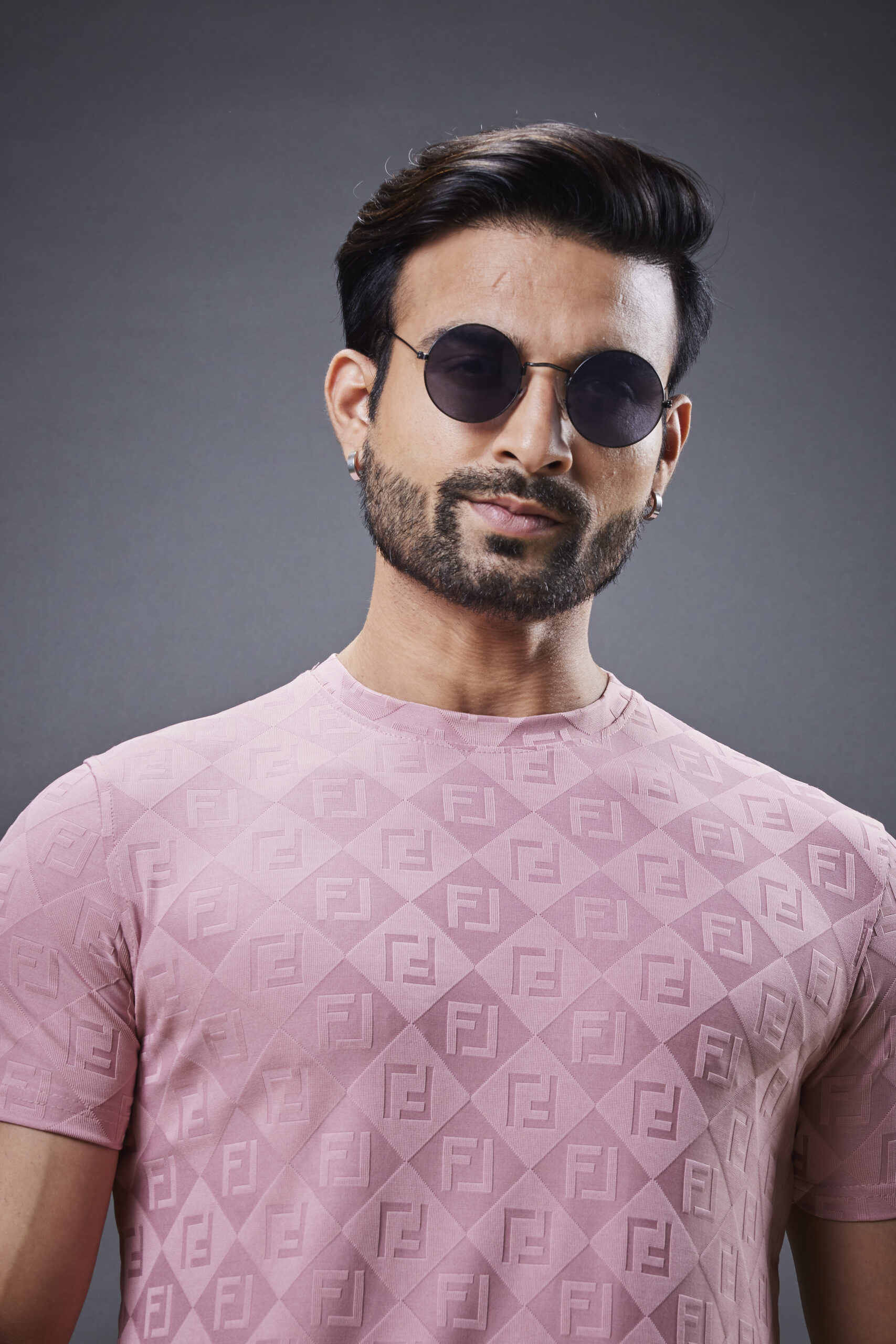 Men R/N T-SHIRT - Image 13