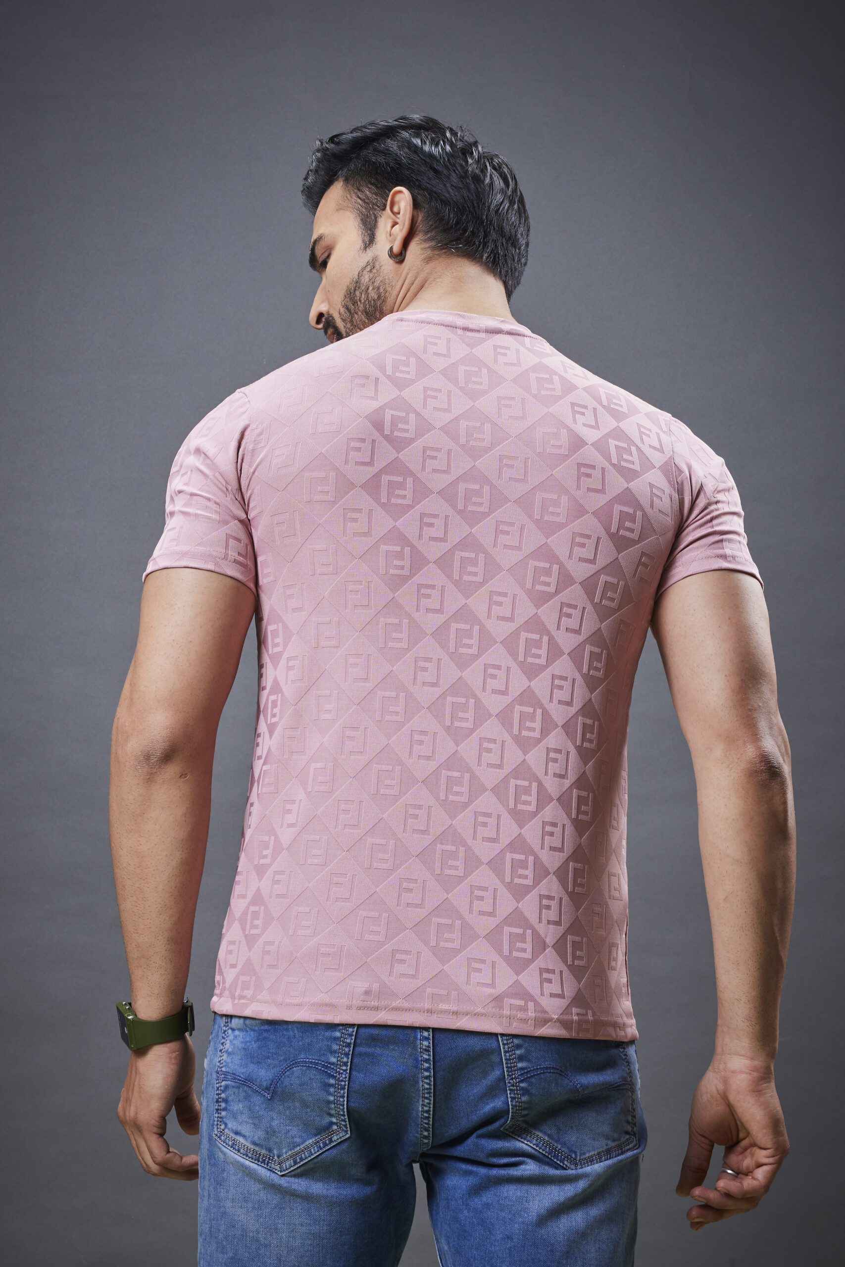 Men R/N T-SHIRT - Image 10