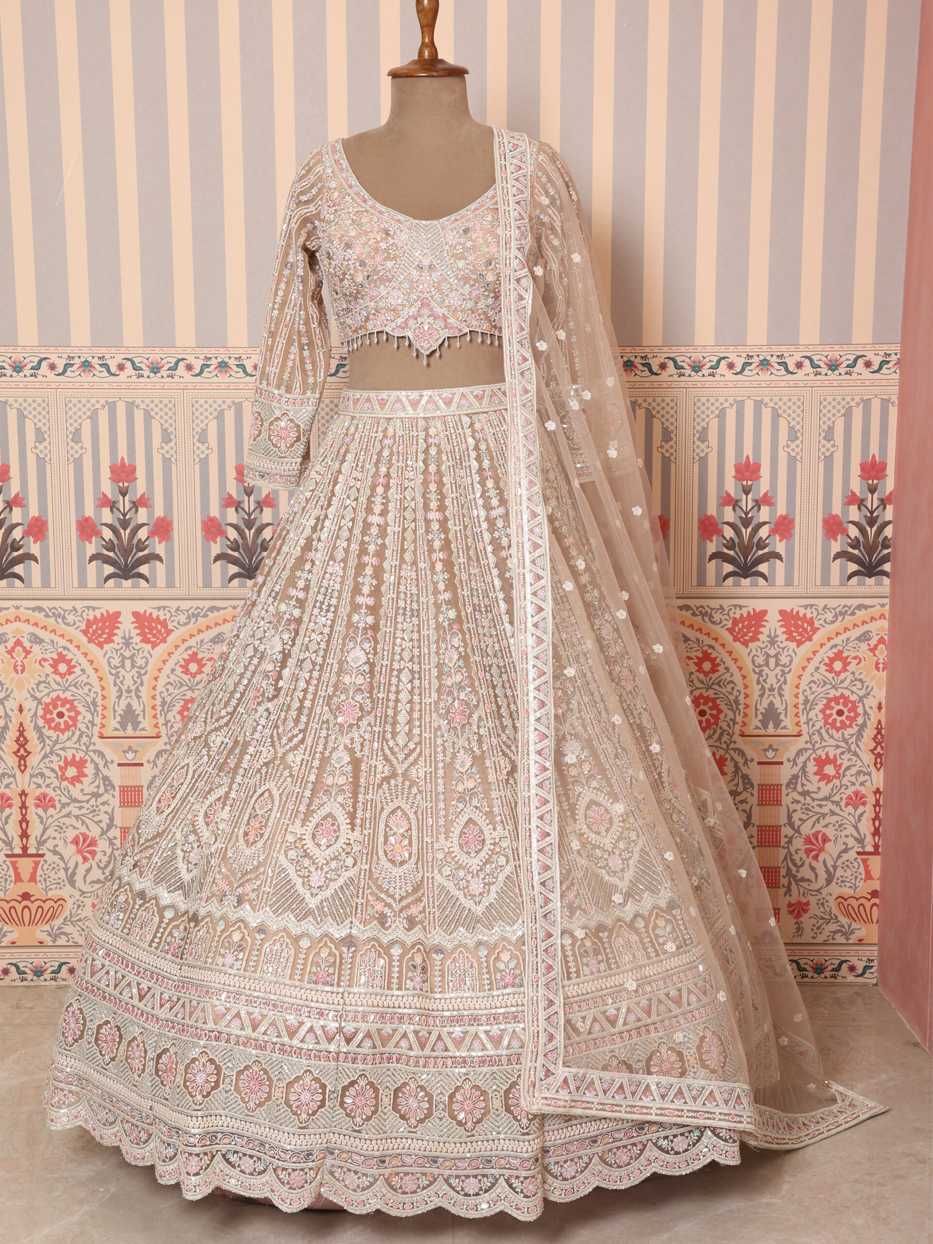 Ivory Blush Jaal Hand-Embroidered Bridal Lehenga Set - Image 2