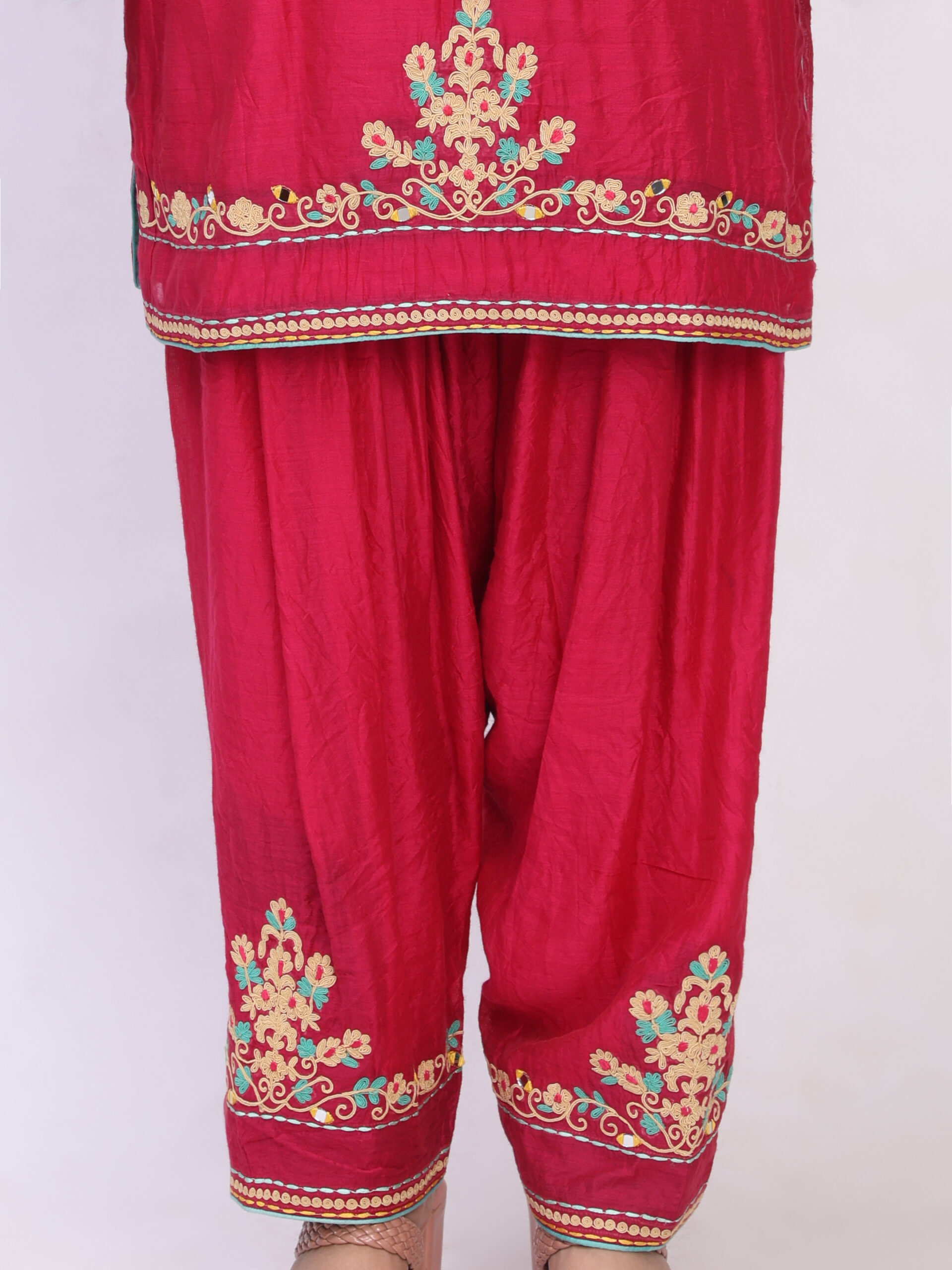 Gulzar Rosette Embroidered Kurta Set - Image 6