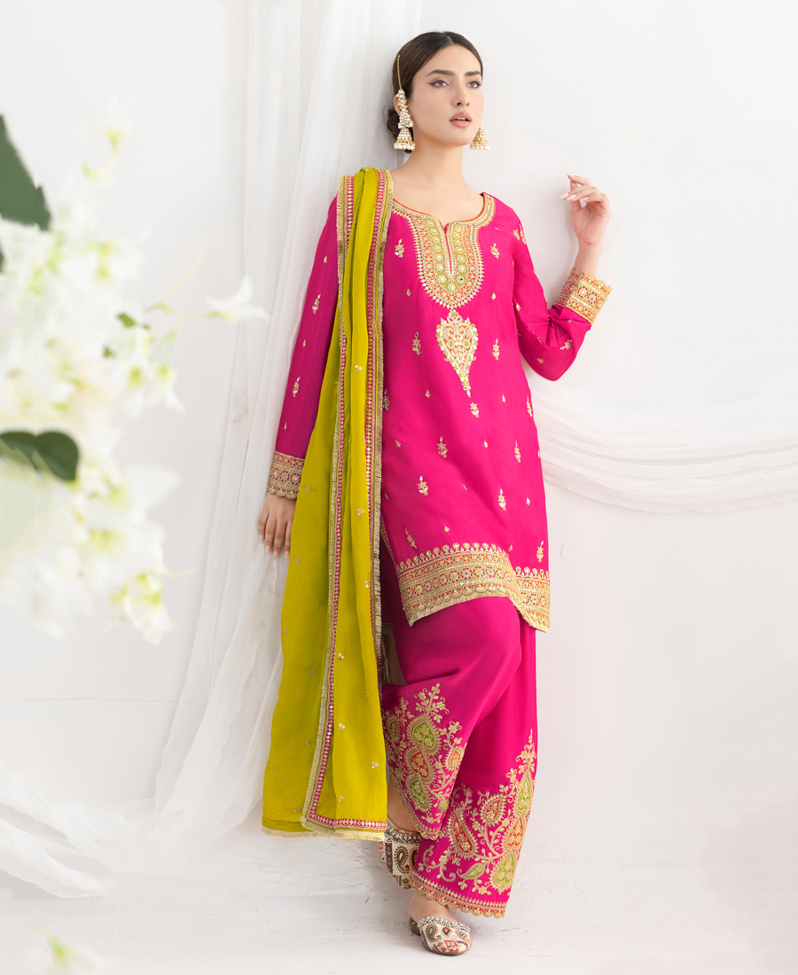 Latest Pink Farshi Suit Set For Women With Contrast Dupatta Ethnic Wear - Image 3