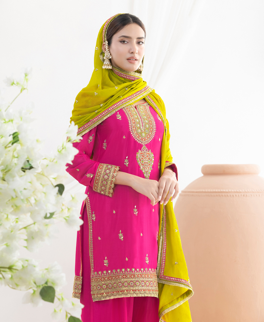 Latest Pink Farshi Suit Set For Women With Contrast Dupatta Ethnic Wear - Image 2