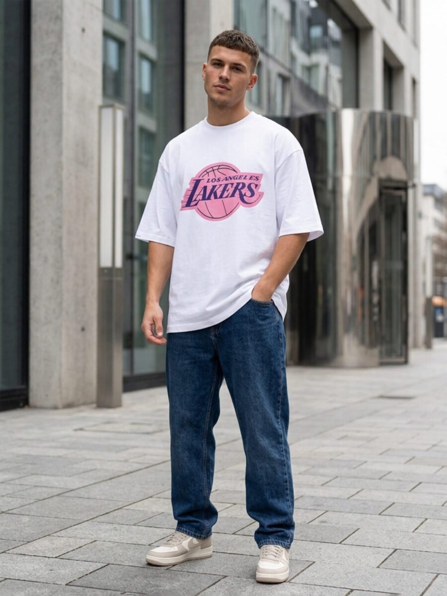Men's White Oversized Lakers & Kobe Bryant Graphic T-Shirt