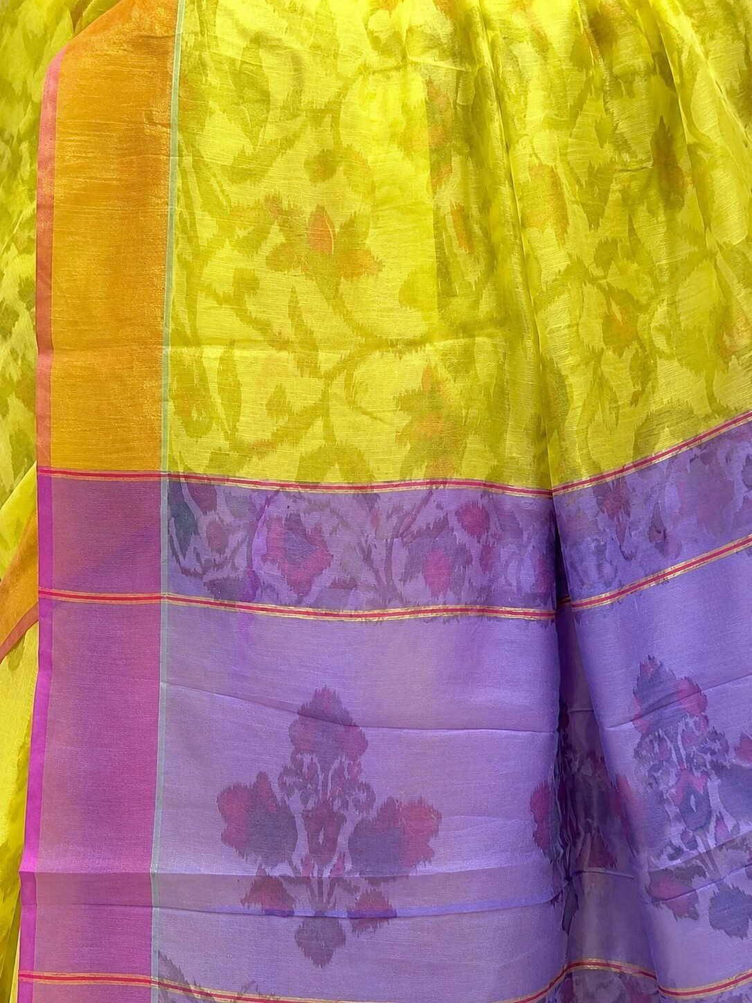 Self Woven Multicolor Saree
Colour: Multicolor
Blouse: Yes - Image 3