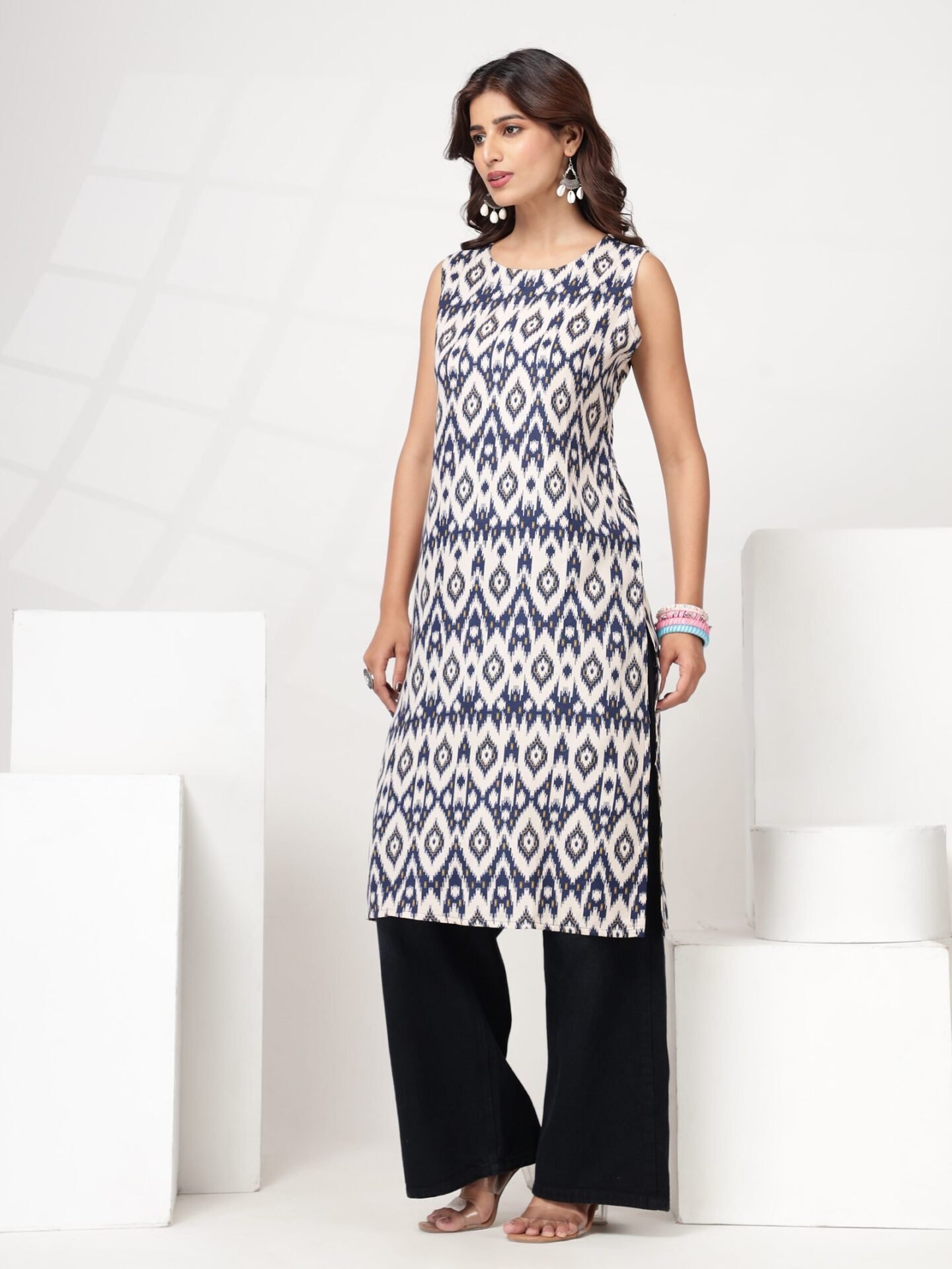 Women's Cream Sleeveless Ikat Geometric Print Kurti - Image 6