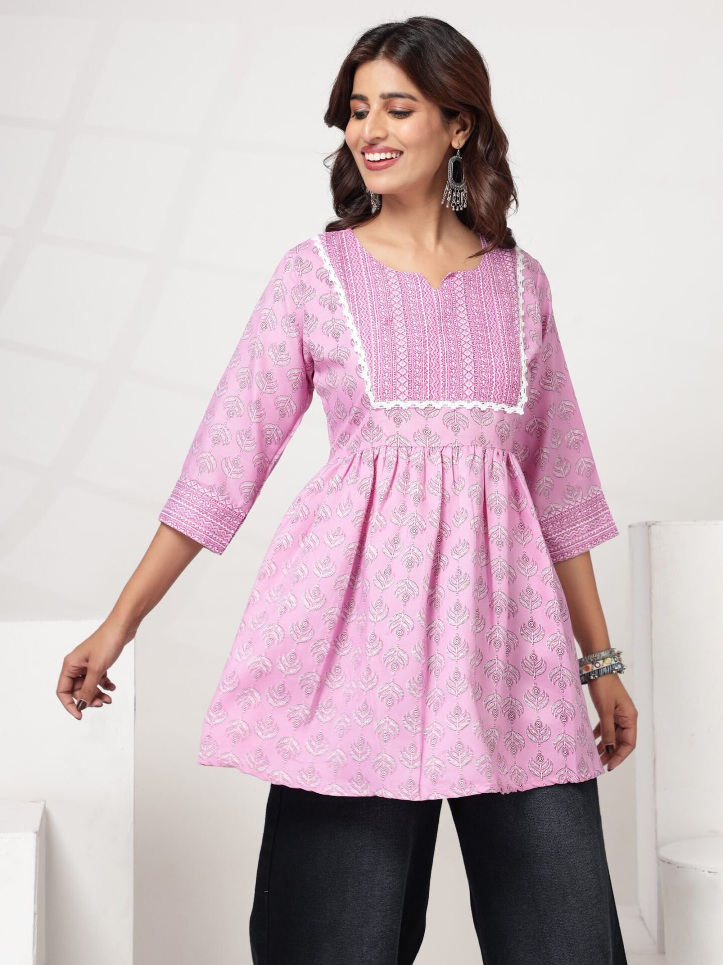 Women's Pink Floral Printed Flared Short Kurti - Image 5
