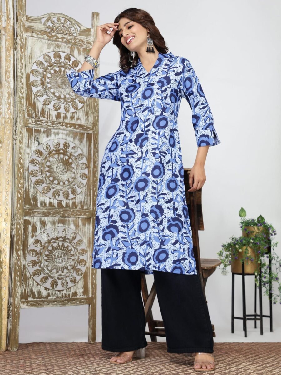 Women's Blue Floral Motif Straight Kurti