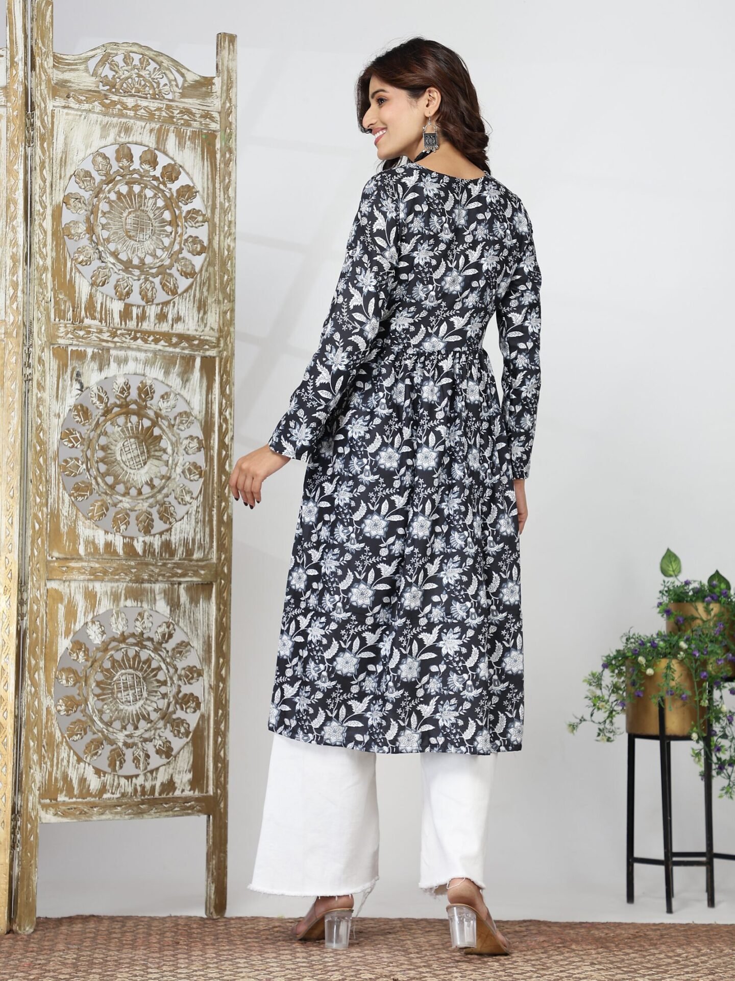 Women's Black Floral Print Front-Open Layered Dress - Image 9