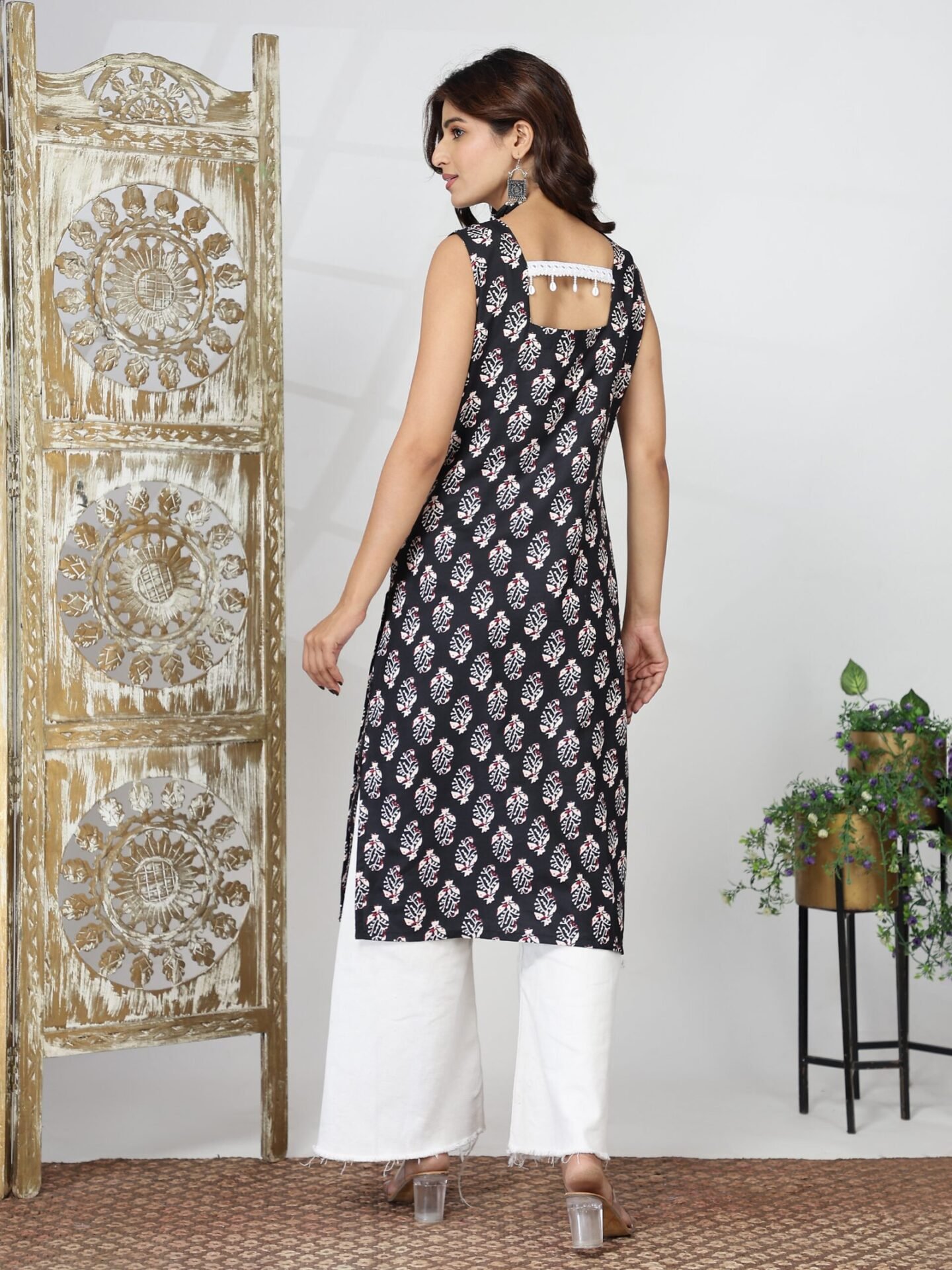 Women's Black Ethnic Motif Sleeveless Kurti - Image 5