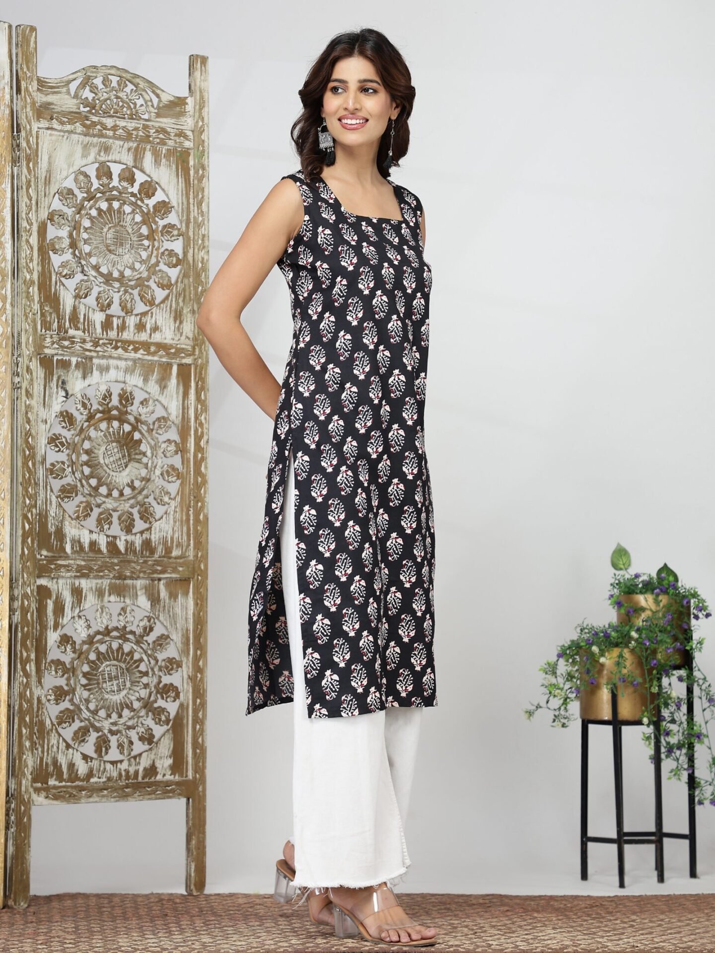 Women's Black Ethnic Motif Sleeveless Kurti - Image 2