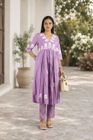 Women's Lavender Embroidered Kurta Pant Set - Tamanna 61820