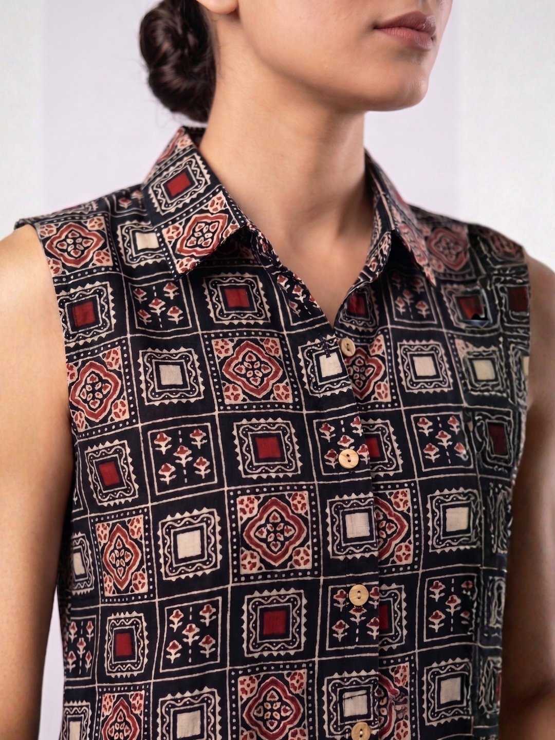 Geometrical Print Cotton Kurta Set - Image 2