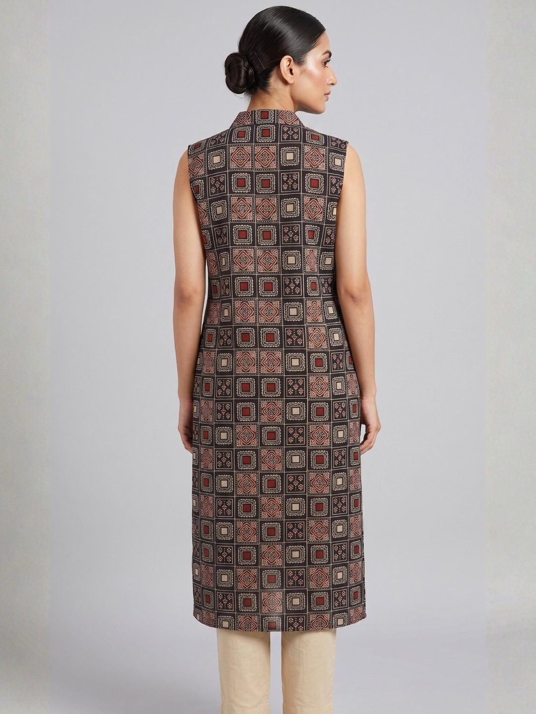 Geometrical Print Cotton Kurta Set - Image 4