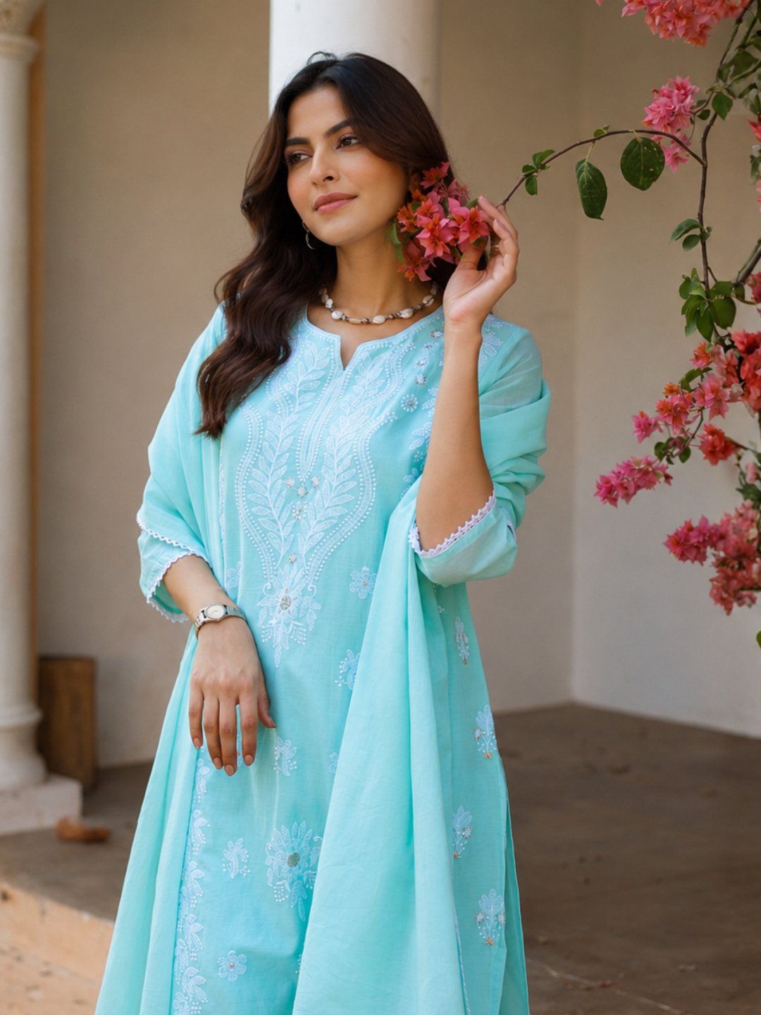 Embroidered Regular Chikankari Kurta - Image 2