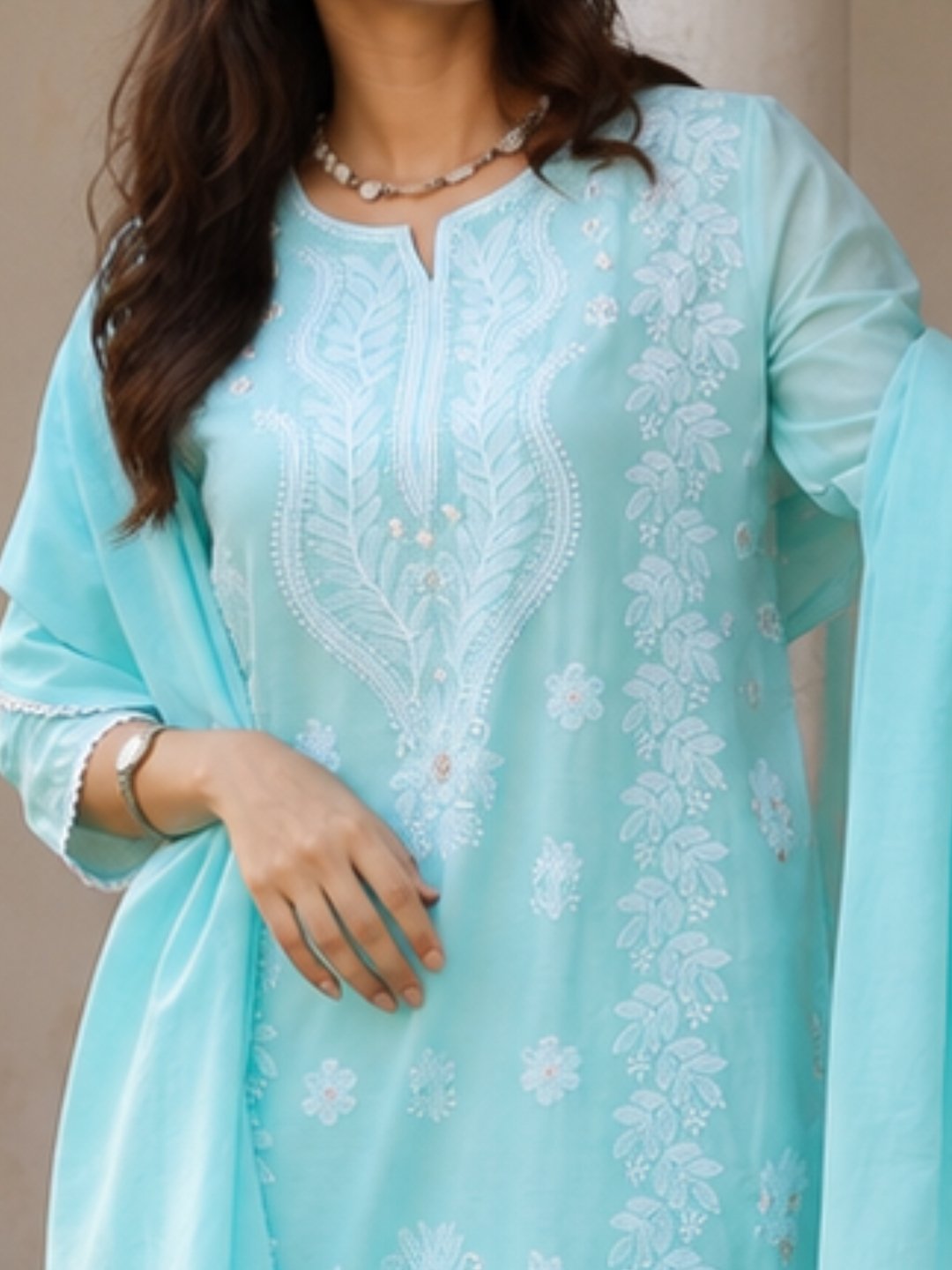 Embroidered Regular Chikankari Kurta - Image 3