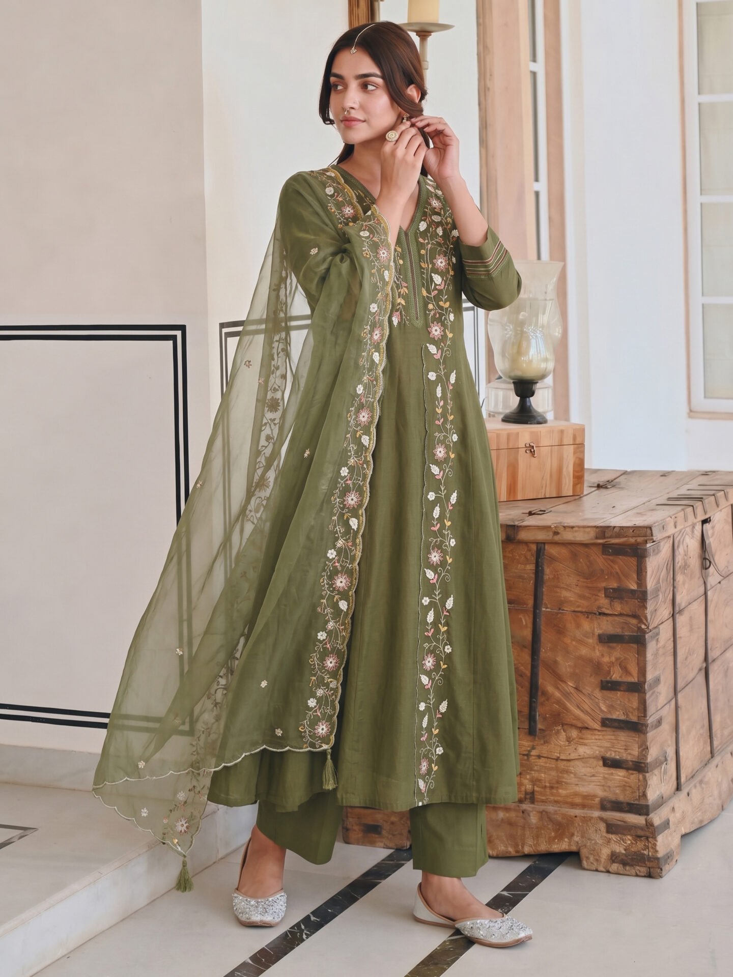 Olive Aura Floral Embroidered Kurta Set with Organza Dupatta - Image 2